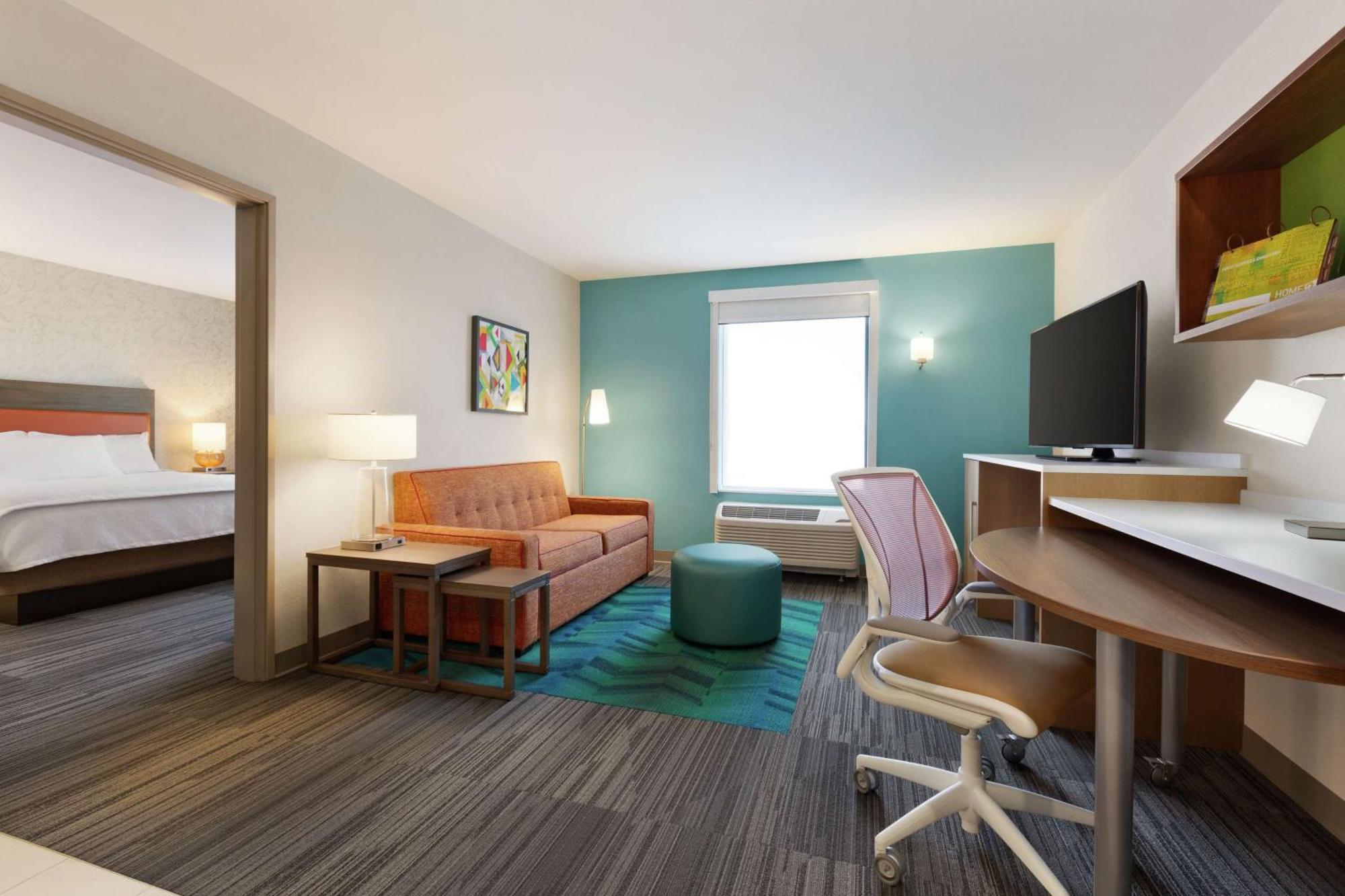 Hotel Home2 By Hilton Airport 3*